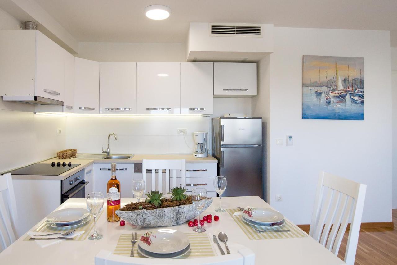 Apartments Mattea Makarska Exterior photo