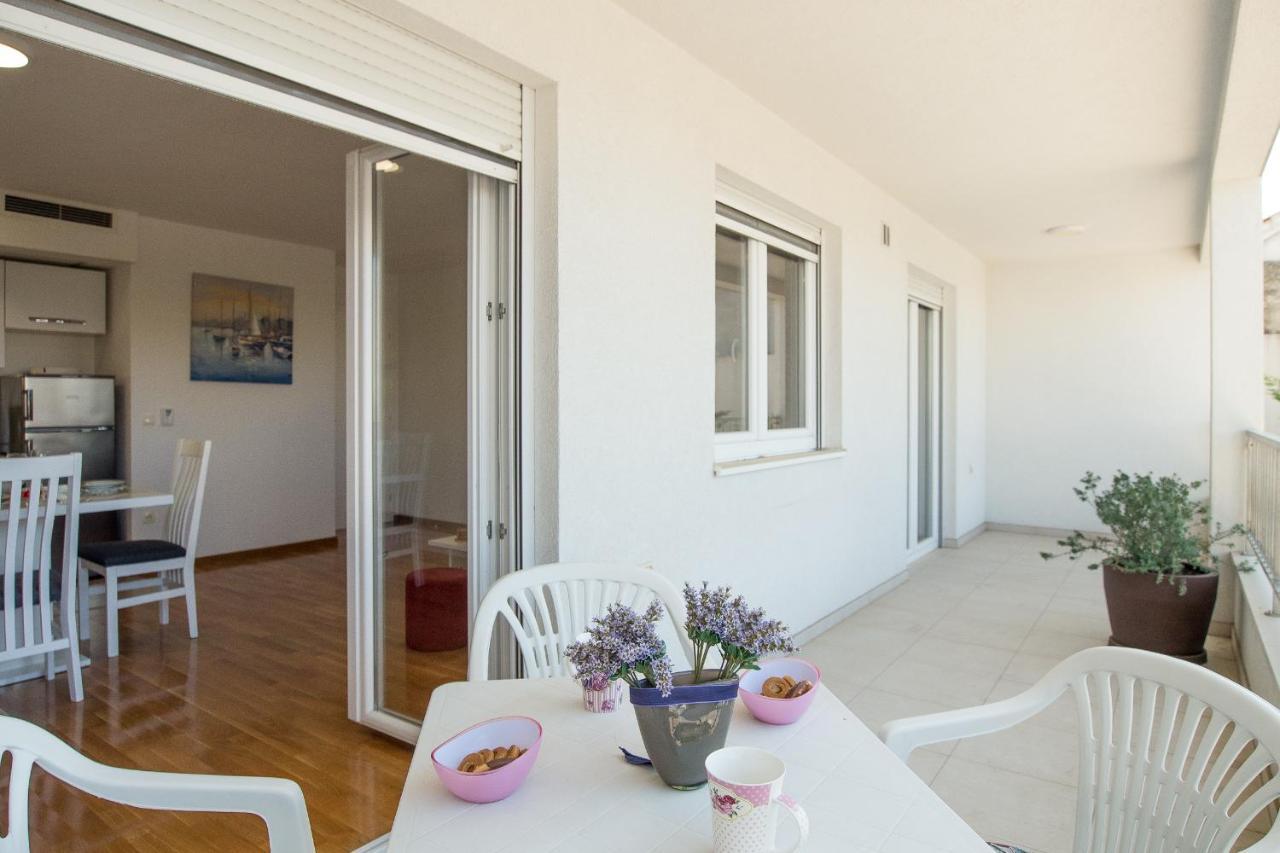 Apartments Mattea Makarska Exterior photo